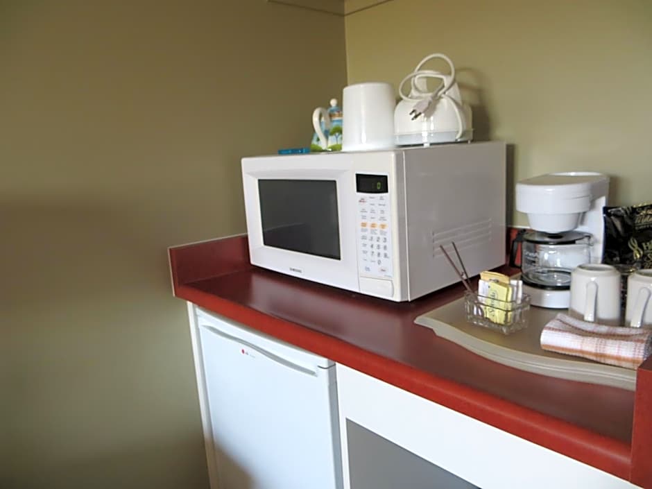 Village Creek Country Inn