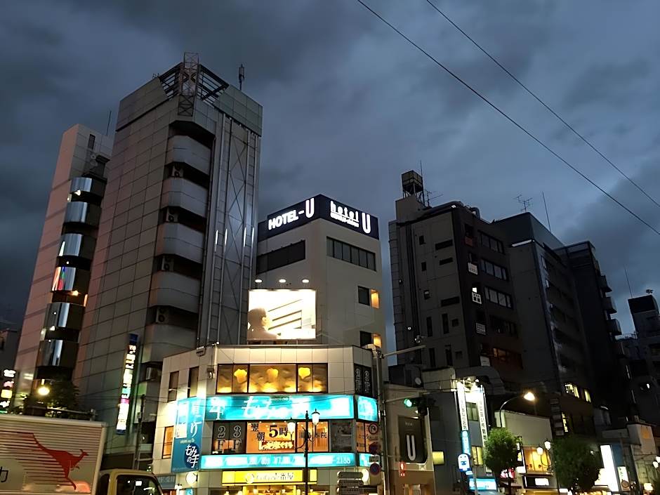 Hotel U