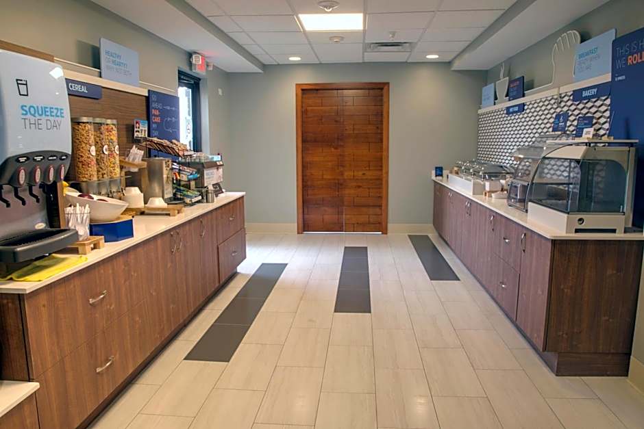 Holiday Inn Express Rochelle By IHG