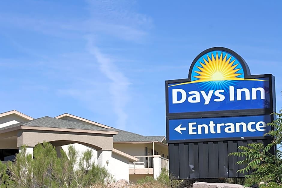 Days Inn by Wyndham Globe