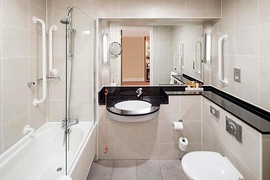 Crowne Plaza Chester By IHG