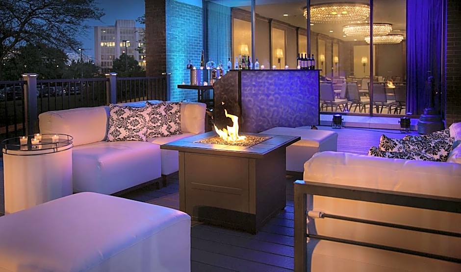 DoubleTree By Hilton Chicago - Oak Brook