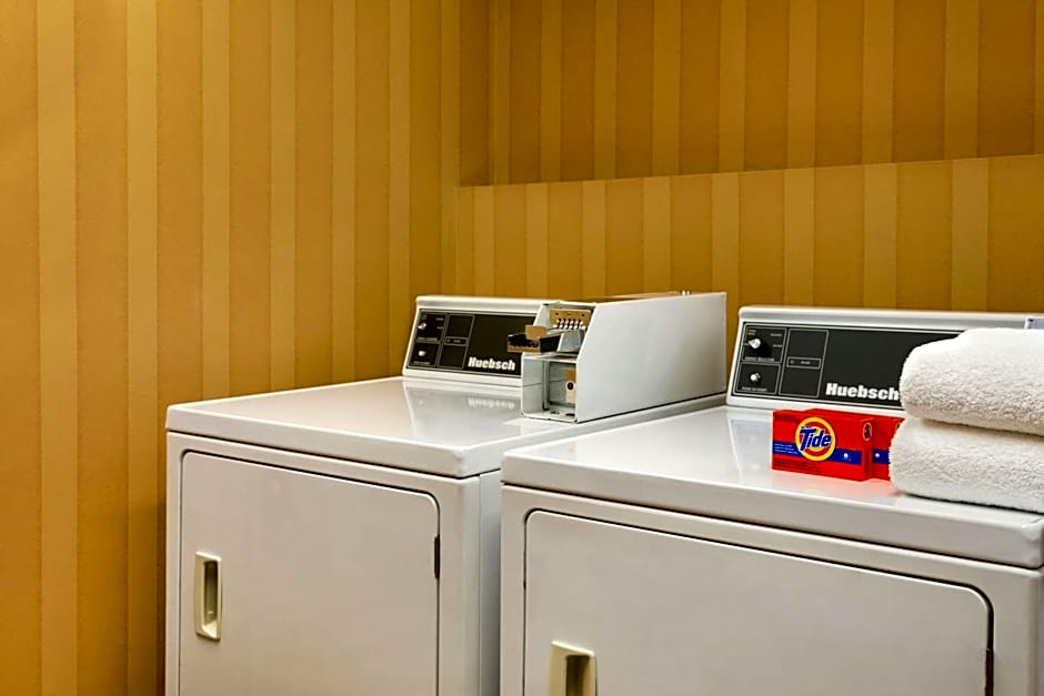 Hampton Inn & Suites by Hilton Langley-Surrey