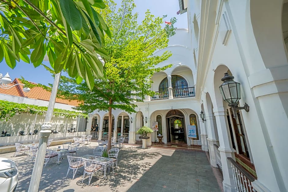 Pitaloka Hotel Sanur By DeWizZ Management