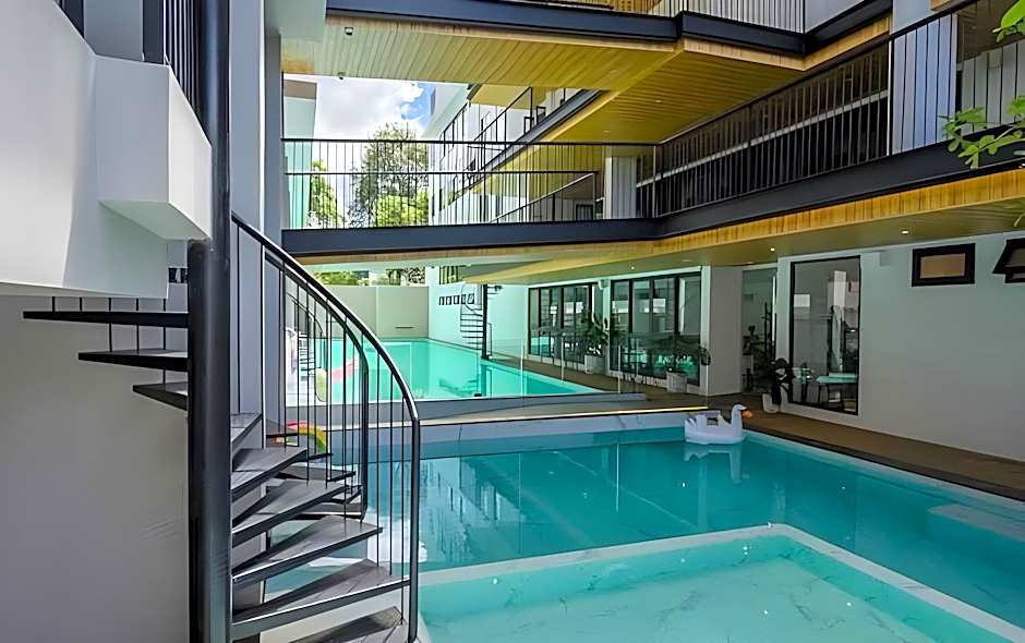 Tour De Phuket Hotel