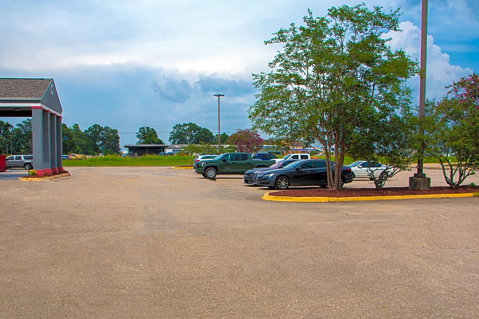 Americas Best Value Inn Donaldsonville