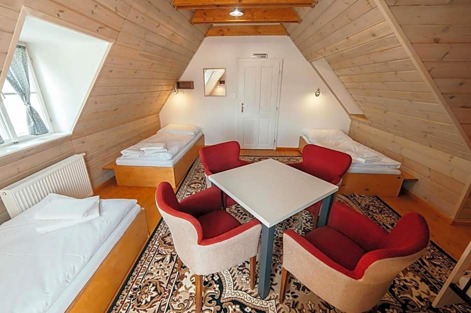 HoStel Cosmopolitan*