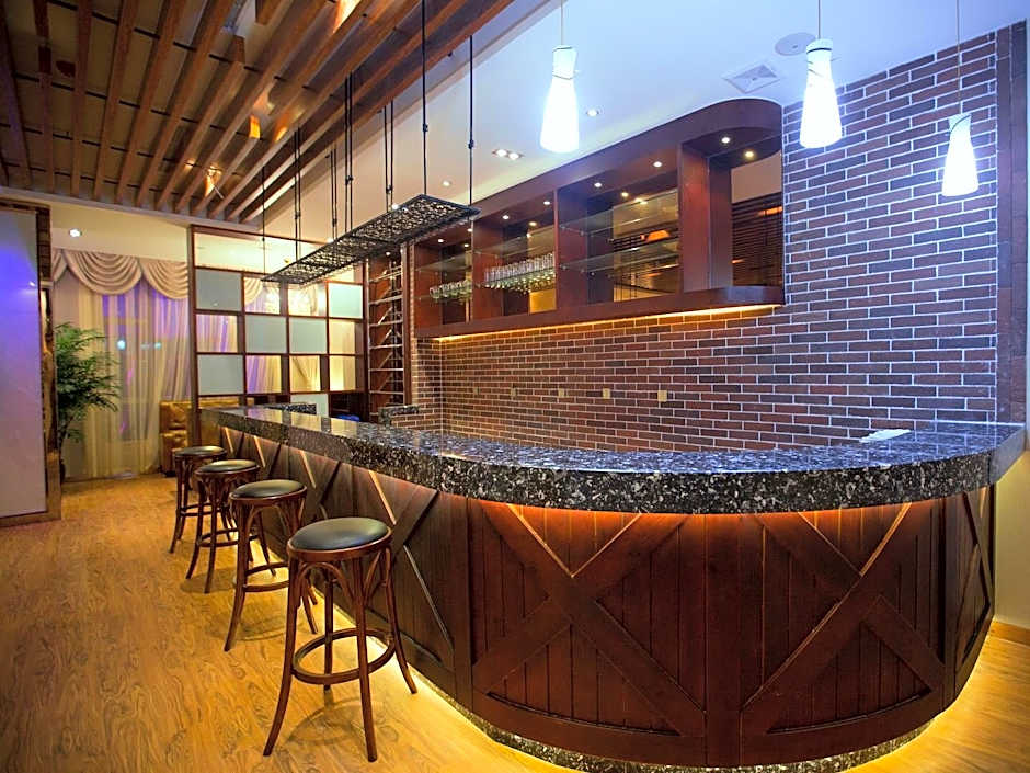 Zhonglian Harbor Hotel