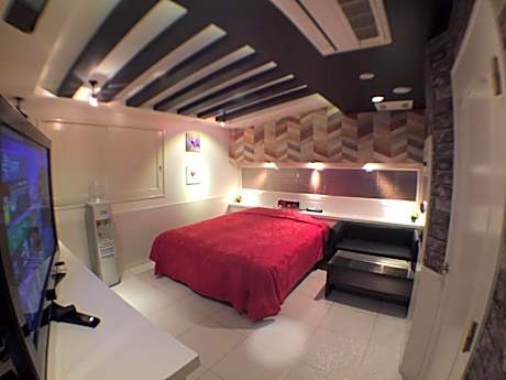 HOTEL KAZAN (Adult Only)