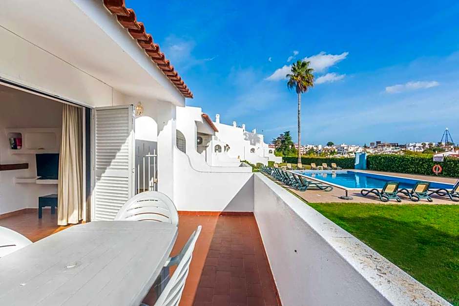 Oura Parque Apartamentos Turisticos