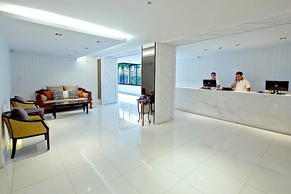 Three Sukhumvit Hotel