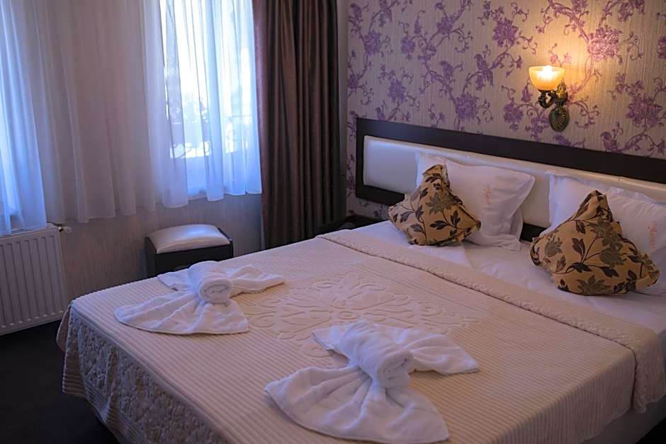 Villa Anticus (Adults Only)