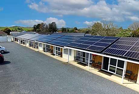 Twin Coast Adventures Motel & Cycle Hire