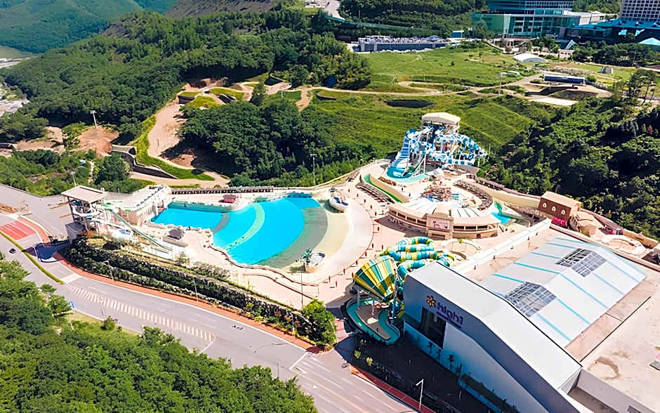 High1 Palace Hotel & CC (High1 Hotel&CC)