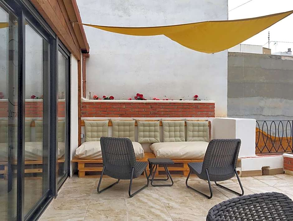 Hostel Numero Trece - FREE towels, coffee & tea, remote check-in