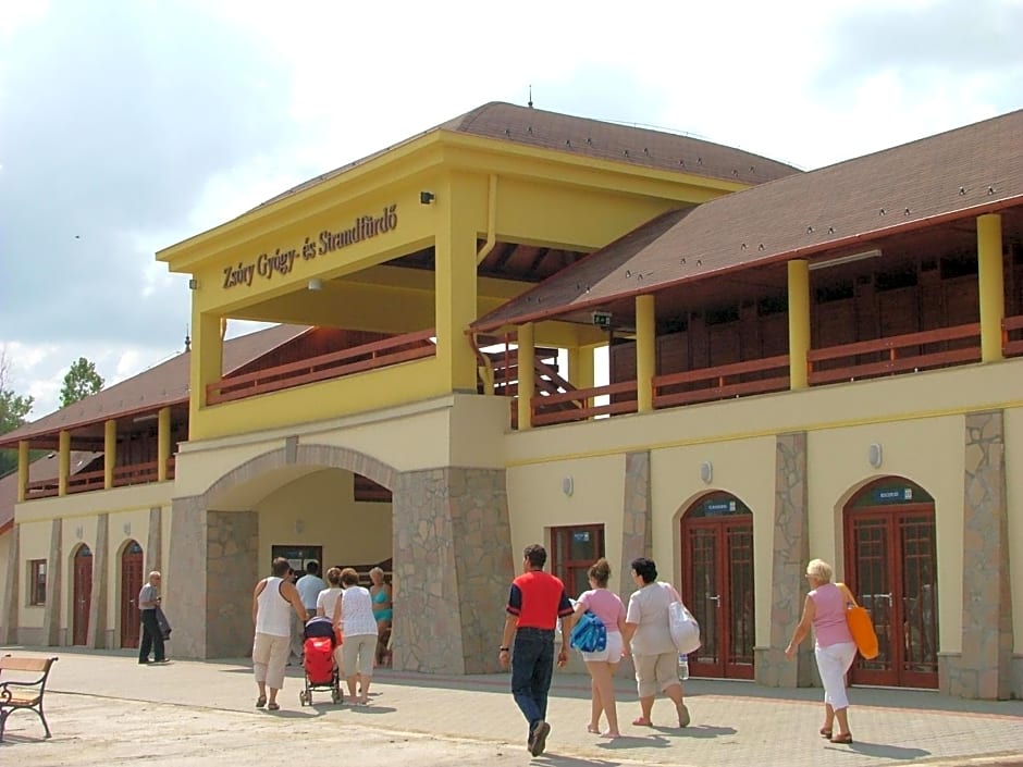 Grill Terasz Étterem és Szálláshely