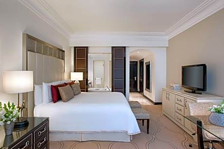 King Room with City View