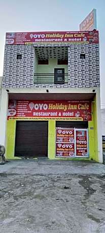 SPOT ON Holiday Inn Cafe