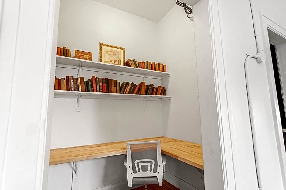 Library Square Suites