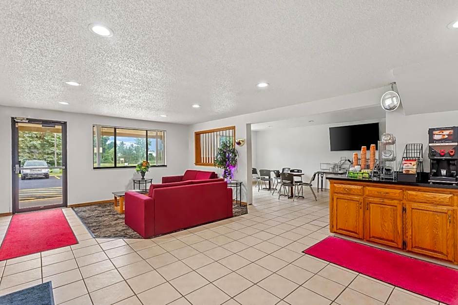 Quality Inn & Suites Howe - Sturgis