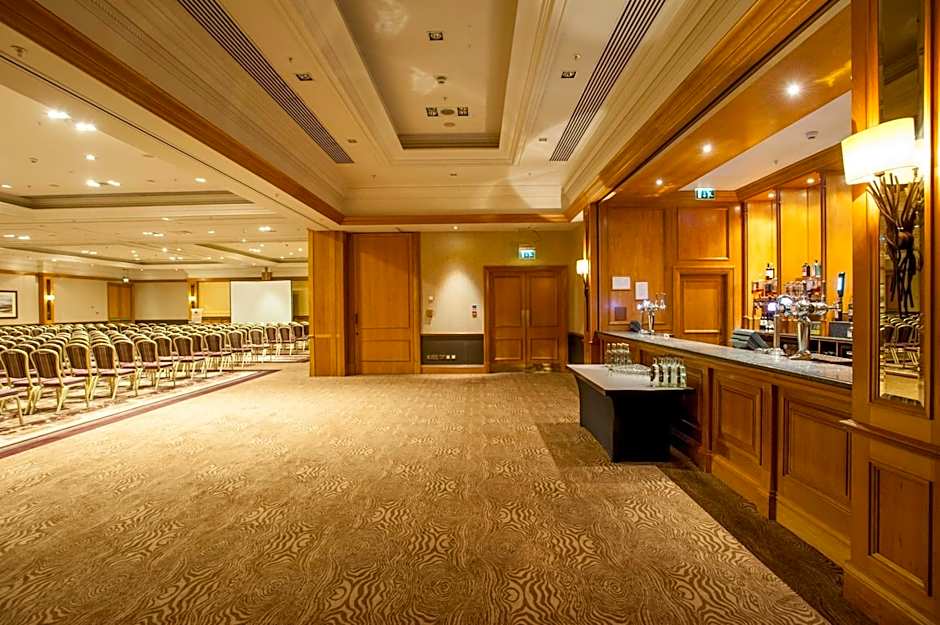 DoubleTree By Hilton Dunblane Hydro