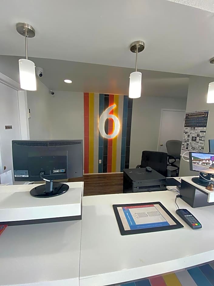 Motel 6 Manchester, TN