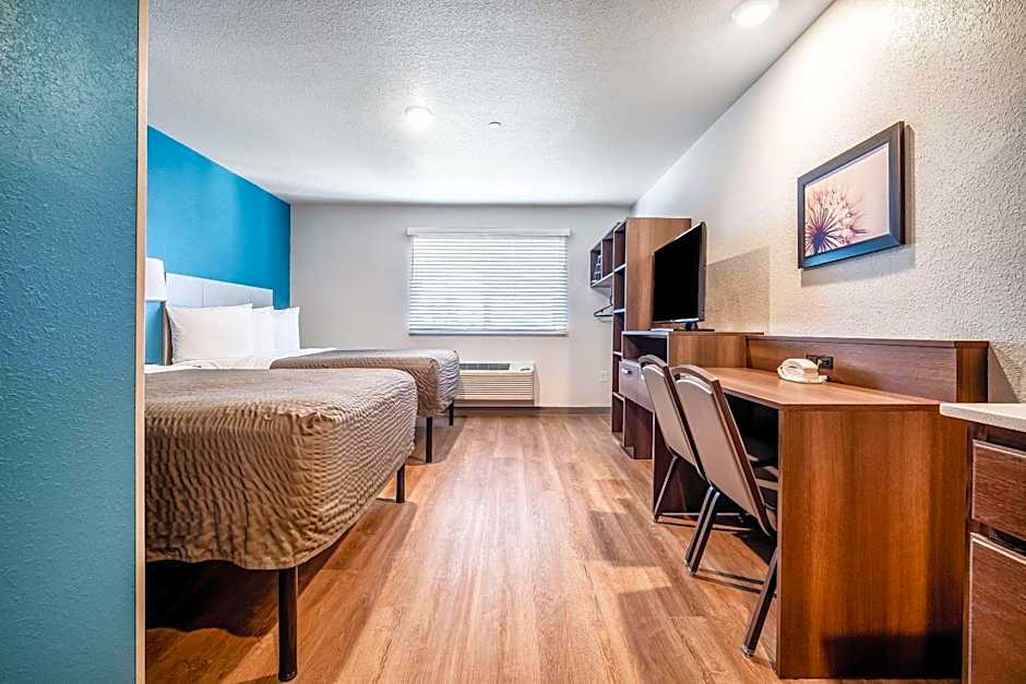 WoodSpring Suites Naples West