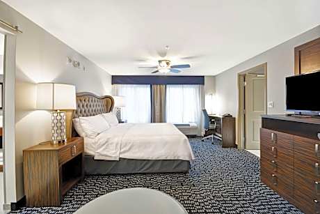 King Suite - Hearing Access/Non-Smoking