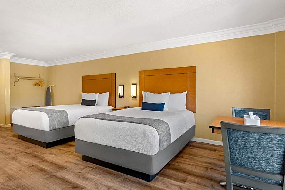 Travelodge by Wyndham San Clemente Beach
