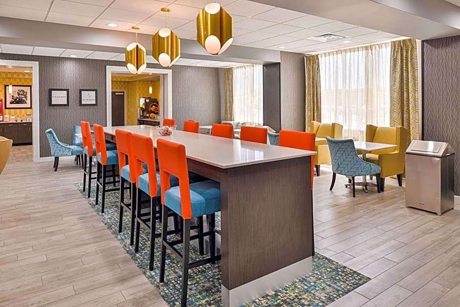 Hampton Inn By Hilton Emporia, KS