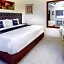 Capital O Hotel 522