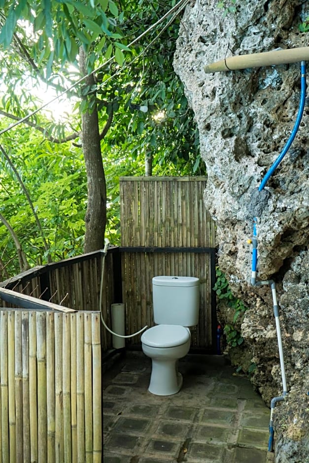 Nunggalan hut