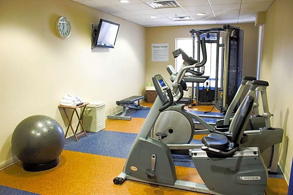Holiday Inn Express & Suites Havelock Northwest New Bern By IHG