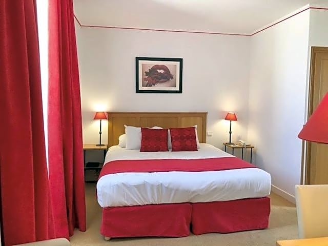 Hôtel Saint-Laurent, The Originals Relais