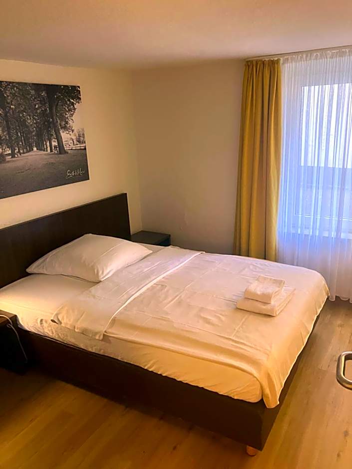 Hotel Mercedes City
