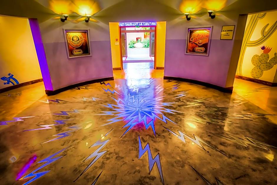 Disney Hotel Santa Fe