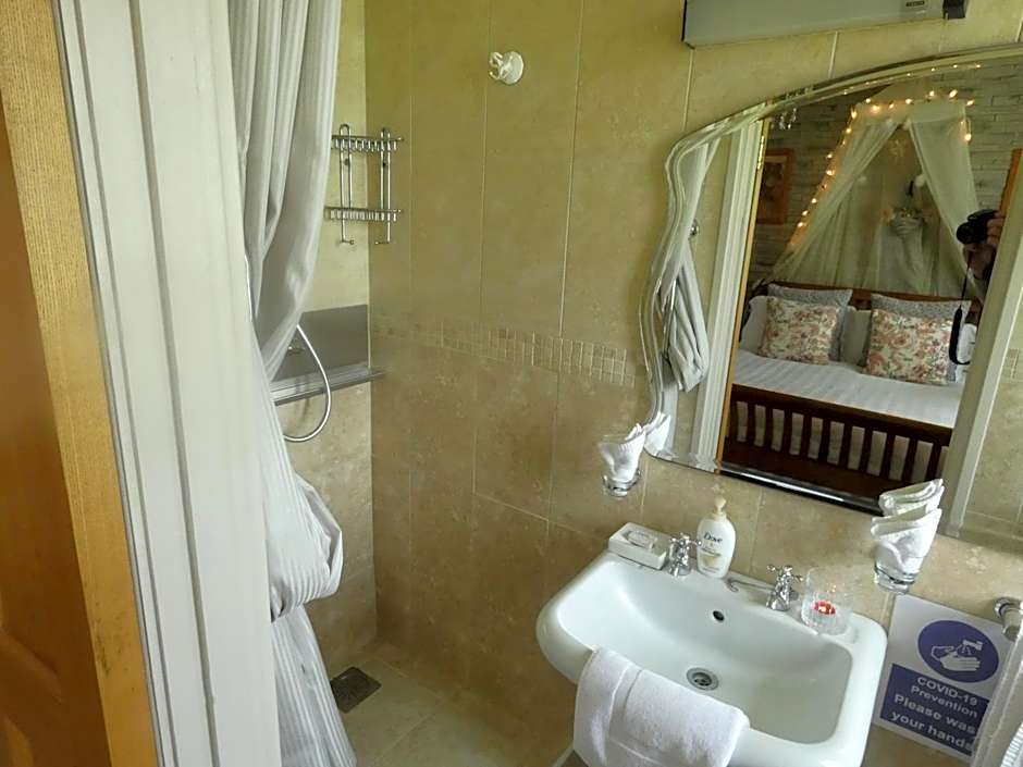 Bunratty Castle Mews B&B