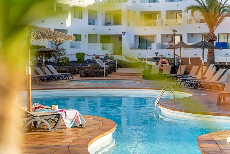 Apartamentos Galeon Playa
