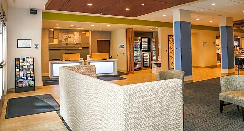 Holiday Inn Express & Suites Kingston-Ulster By IHG