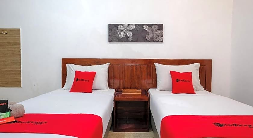 RedDoorz @ Soekarno Hatta 2