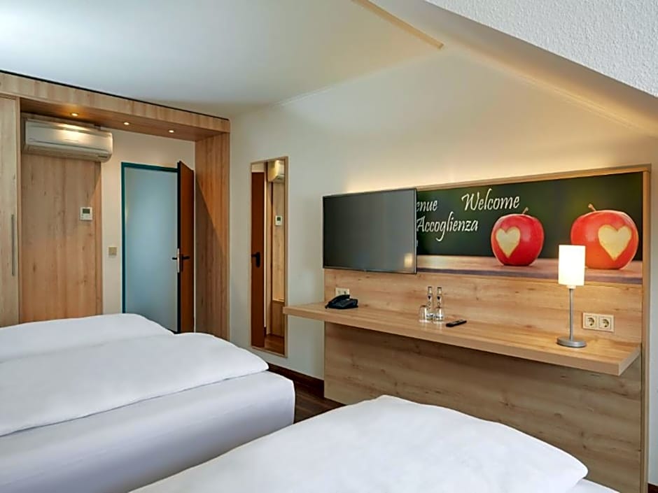 Sunday Hotel Stuttgart Herrenberg