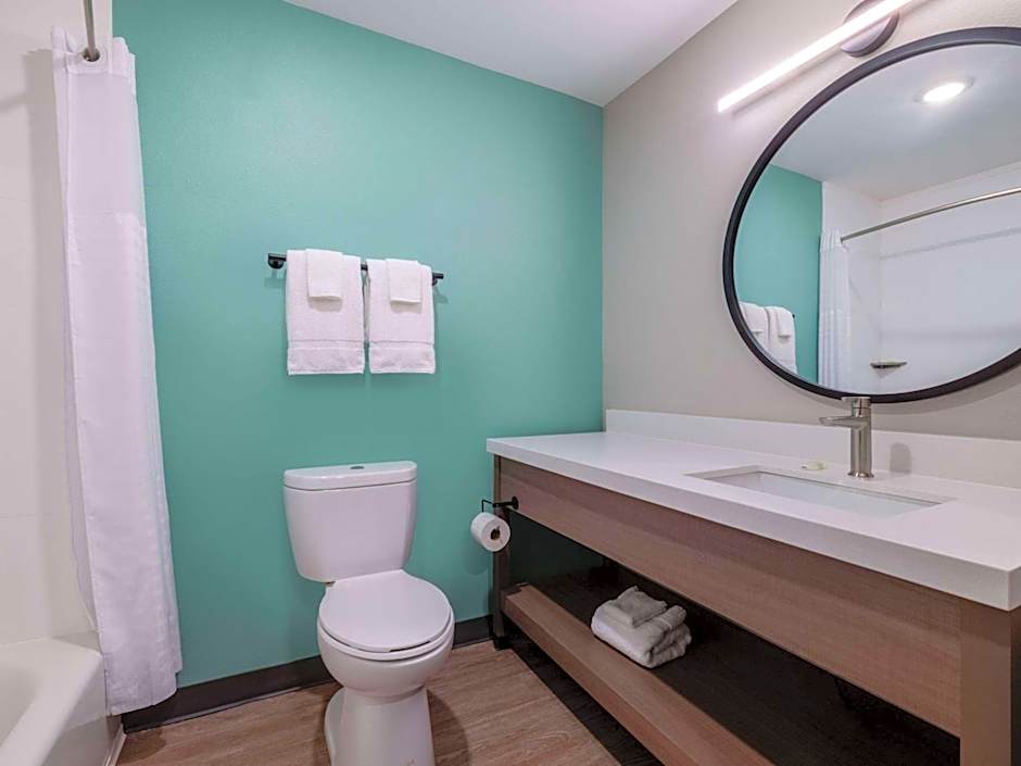 ECHO Suites Extended Stay by Wyndham Spartanburg