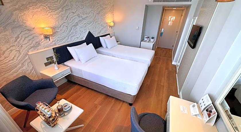 Dedeman Istanbul Hotel
