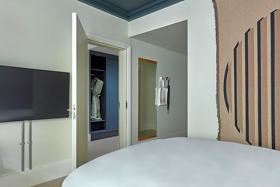 One Hundred Shoreditch