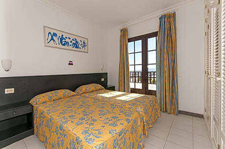 1-Room Apartment