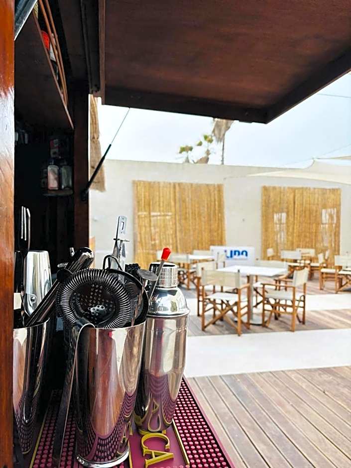 Lido Di Alghero Rooms on the Beach