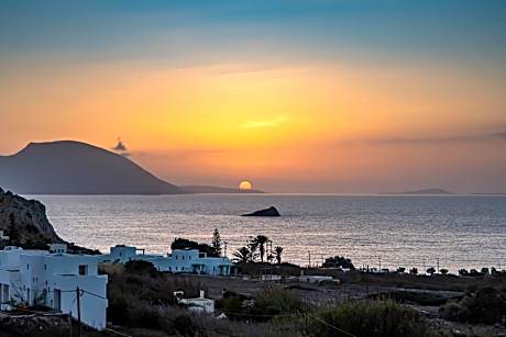 Grand Suite with Private Pool & Sea View