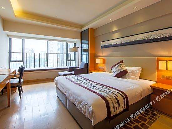 Yiyuan Apartment
