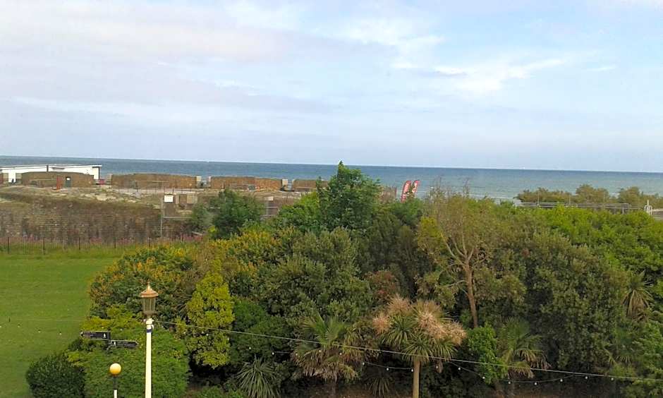 By The Sea Bed and Breakfast