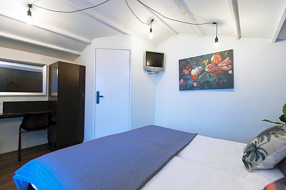 Quentin England Hotel